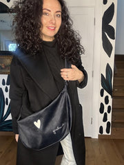 Hobo Bag Heart - Black Garbanota