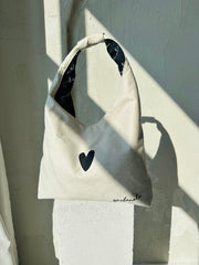 Moon Bag Heart - White Garbanota